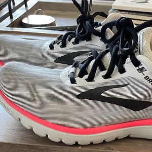 Brooks PureFlow 7 Grey/Black/Coral